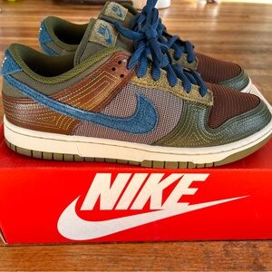 Nike Dunk Low CACAO WOW/MARINA-ROUGH GREEN